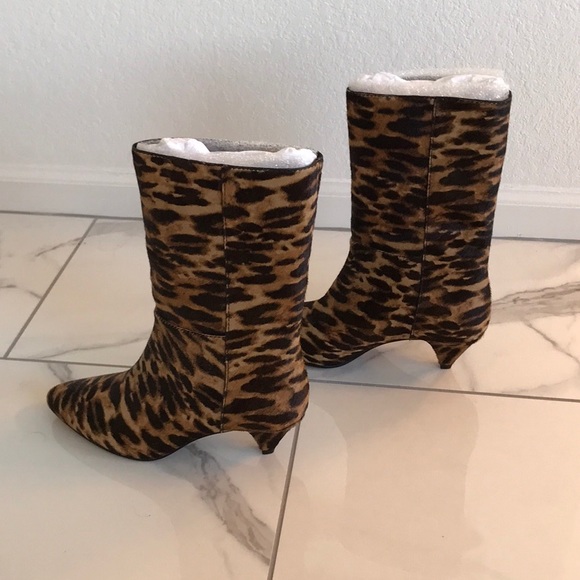NEW ⭐️ Vince Camuto Calf Hair Boot - Picture 6 of 10